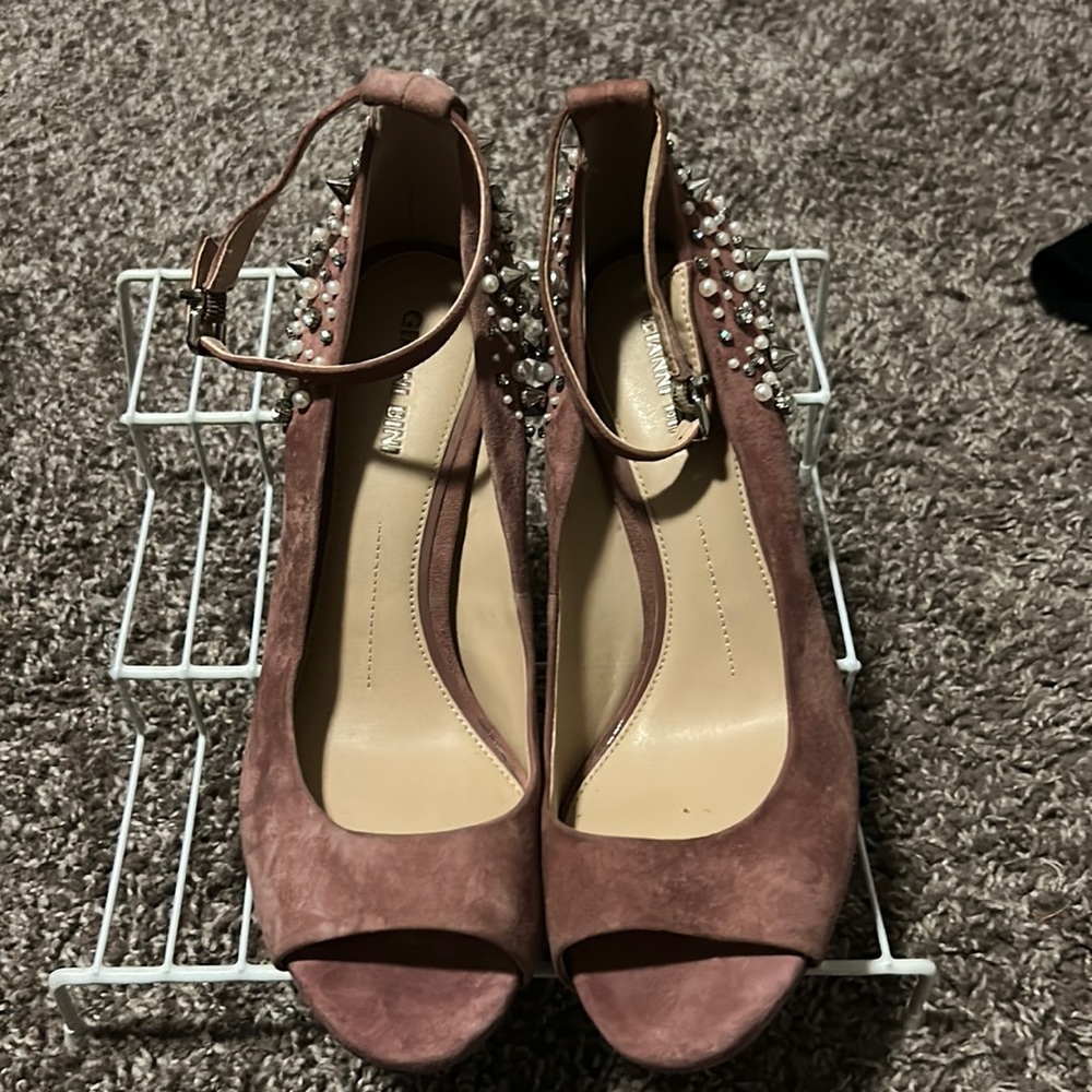 Gianni Bini studded heels